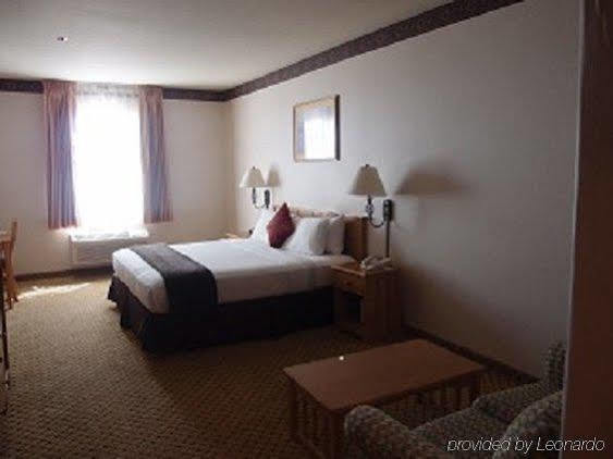 The Inn At Rolling Hills Casino & Resort Corning Exterior photo